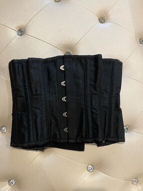 Playgirl White Label Black Steel Boned Corset | 20” Waist | Busk Front